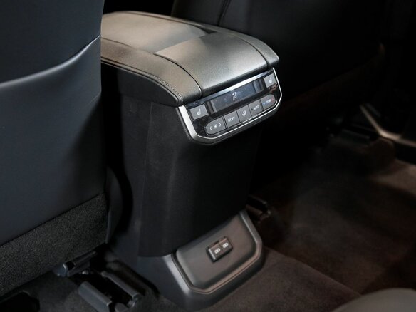 2026 Toyota Highlander IV (XU70), чёрный, 5750000 рублей - вид 19