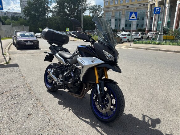 2019 Yamaha MT-09 Tracer (FJ-09), чёрный, 920000 рублей - вид 2