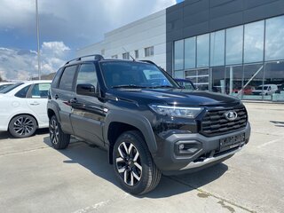 2026 Lada (ВАЗ) Niva Travel I Рестайлинг, чёрный, 1909000 рублей, вид 3
