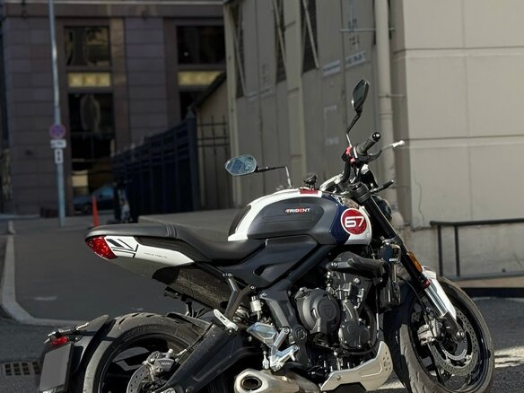 2024 Triumph Trident 660, белый, 950000 рублей - вид 2