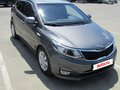 2017 Kia Rio III Рестайлинг, серый, 1050000 рублей - вид 1