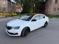 2017 Skoda Octavia III (A7) Рестайлинг, белый, 1880000 рублей - вид 3