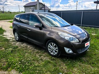 2010 Renault Scenic Grand III, коричневый, 800000 рублей, вид 3