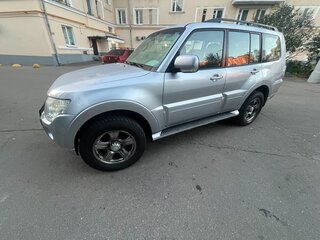 2011 Mitsubishi Pajero IV, серебристый, 1850000 рублей, вид 3