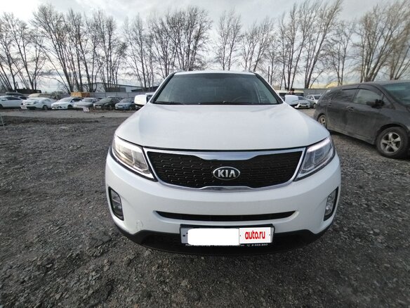 2014 Kia Sorento II Рестайлинг, белый, 1116000 рублей