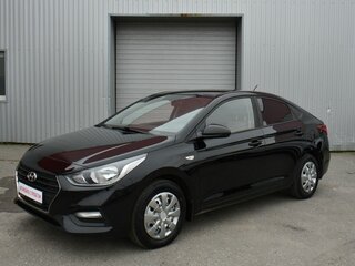 2017 Hyundai Solaris II, чёрный, 949000 рублей, вид 1
