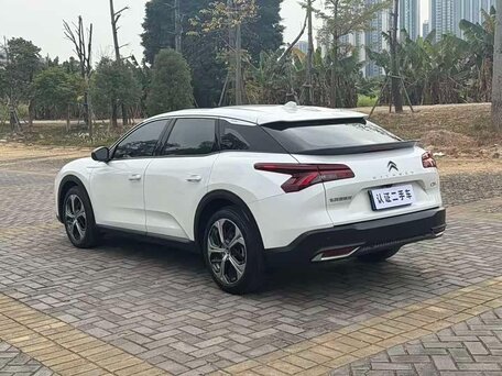 2026 Citroen C5 X, белый, 1910000 рублей, вид 5