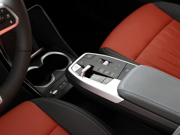 2026 BMW X1 Long 25Li xDrive III (U11/U12), чёрный, 5730000 рублей - вид 21