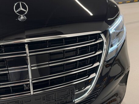2026 Mercedes-Benz V-Класс Extra Long 300 d экстра длинный III (W447) Рестайлинг 2, чёрный, 14350000 рублей, вид 3