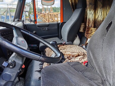 2014 КамАЗ 65115, оранжевый, 3200000 рублей, вид 5