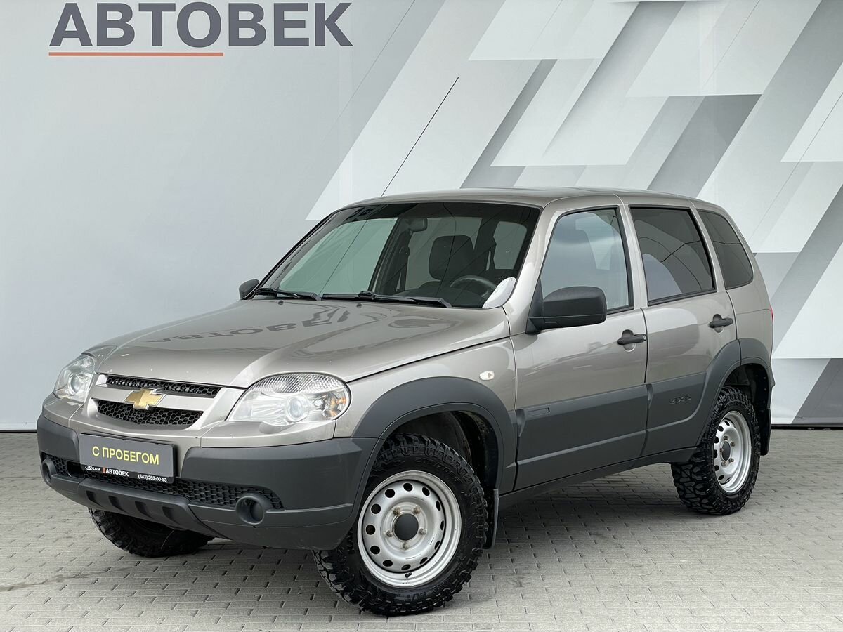 Открыть фотографии: Chevrolet Niva I Рестайлинг