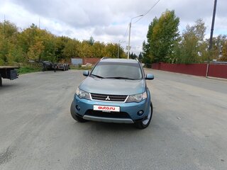 2008 Mitsubishi Outlander II, серый, 900000 рублей, вид 3