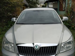 2012 Skoda Octavia II (A5) Рестайлинг, серый, 1050000 рублей, вид 3