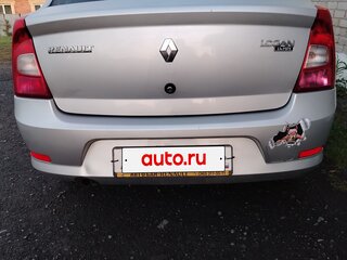 2013 Renault Logan I Рестайлинг, серебристый, 350000 рублей, вид 3