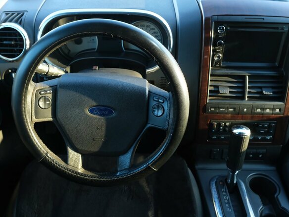 2008 Ford Explorer IV, чёрный - вид 11