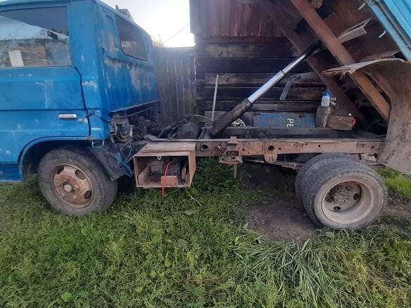 1988 Mazda Titan, синий, 500000 рублей - вид 5