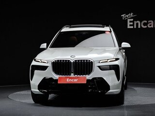 2026 BMW X7 40i I (G07) Рестайлинг, белый, 12165000 рублей, вид 2