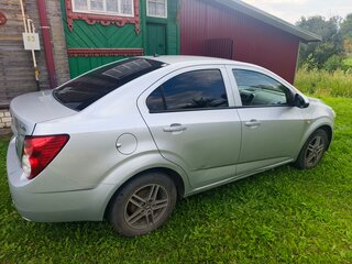 2012 Chevrolet Aveo II, серебристый, 535000 рублей, вид 2