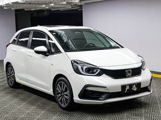 2022 Honda Fit Crosstar IV Рестайлинг, белый, 1110000 рублей, вид 1