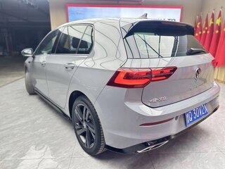 2022 Volkswagen Golf VIII, серый, 2140000 рублей, вид 4
