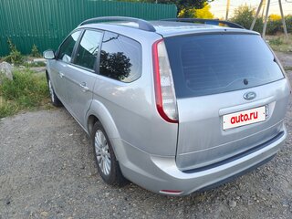 2009 Ford Focus II Рестайлинг, серебристый, 765000 рублей, вид 3