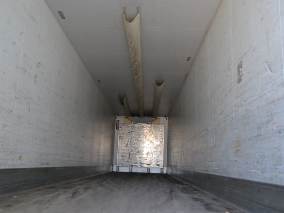 2011 Schmitz Cargobull SKO, белый, 2400000 рублей - вид 4