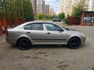 2011 Skoda Octavia II (A5) Рестайлинг, серый, 600000 рублей, вид 3