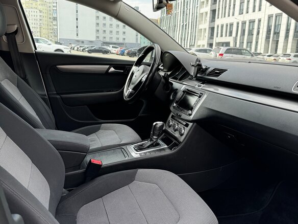 2012 Volkswagen Passat B7, серебристый, 990000 рублей - вид 7
