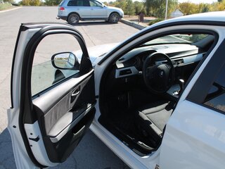 2009 BMW 3 серии 318i V (E90/E91/E92/E93) Рестайлинг, белый, 1200000 рублей, вид 5
