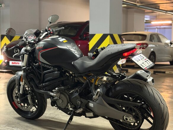 2019 Ducati Monster 821, чёрный, 875000 рублей - вид 2