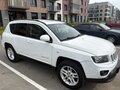 2013 Jeep Compass I Рестайлинг 2, белый, 1300000 рублей - вид 1