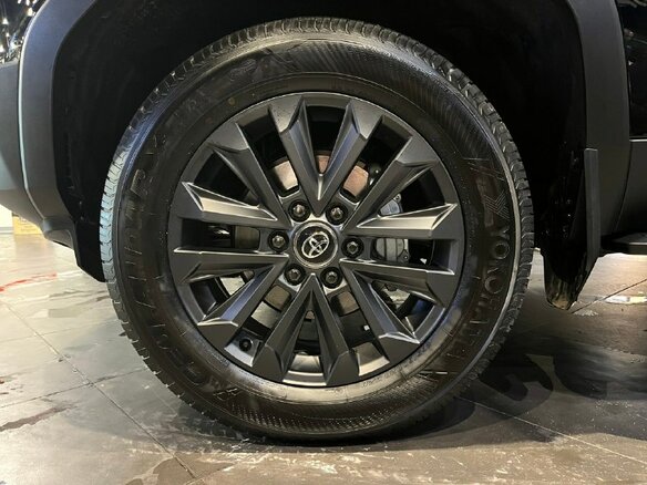 2026 Toyota Land Cruiser Prado 250 Series, чёрный - вид 18