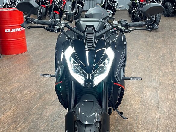2026 QJMotor SRK 921, чёрный, 1090000 рублей - вид 2