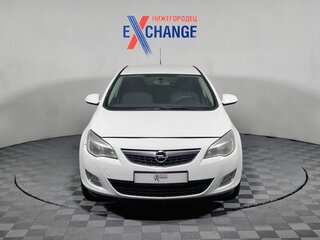 2011 Opel Astra J, белый, 549000 рублей, вид 2