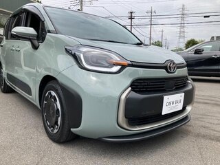 2023 Toyota Sienta III, голубой, 1210000 рублей, вид 3