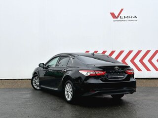 2018 Toyota Camry VIII (XV70), чёрный, 2720000 рублей, вид 3