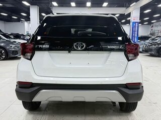 2022 Toyota Yaris L XP150 Рестайлинг, белый, 1170000 рублей, вид 5
