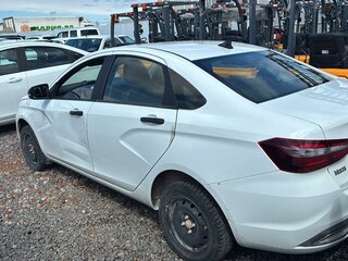 2024 Lada (ВАЗ) Vesta I Рестайлинг (NG), белый, 1000000 рублей, вид 3