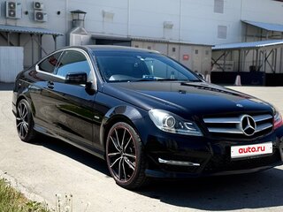 2011 Mercedes-Benz C-Класс 250 III (W204) Рестайлинг, чёрный, 1490000 рублей, вид 3