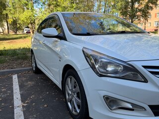 2016 Hyundai Solaris I Рестайлинг, белый, 1050000 рублей, вид 3