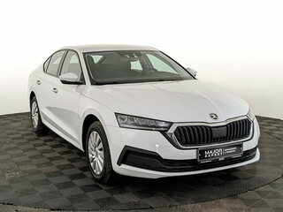 2021 Skoda Octavia IV (A8), белый, 2140000 рублей, вид 3