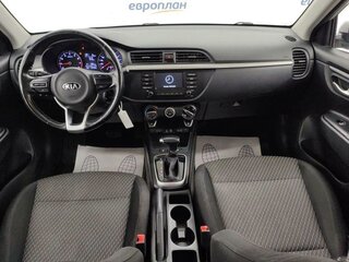 2017 Kia Rio IV, серебристый, 1094000 рублей, вид 5