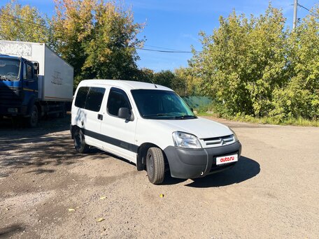2008 Citroen Berlingo I Рестайлинг, белый, 235000 рублей, вид 3