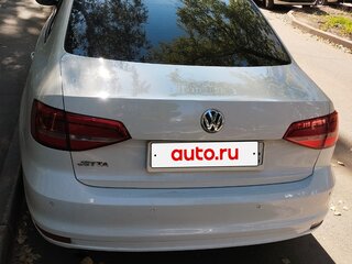 2015 Volkswagen Jetta VI Рестайлинг, белый, 800000 рублей, вид 2