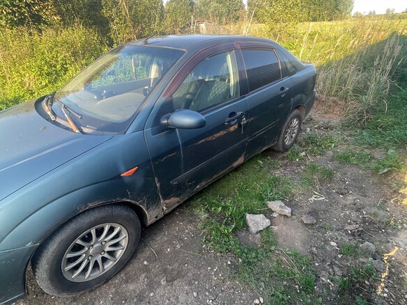 2001 Ford Focus I Рестайлинг, зелёный, 100000 рублей - вид 1