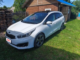 2018 Kia Ceed II Рестайлинг, белый, 2000000 рублей, вид 2