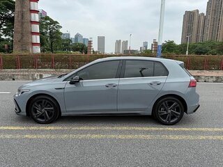 2022 Volkswagen Golf VIII, серый, 1970000 рублей, вид 4
