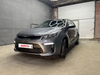 2019 Kia Rio IV, серый, 1300000 рублей, вид 2