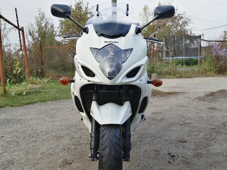 2011 Suzuki GSX 1250 FA, белый, 535000 рублей, вид 4