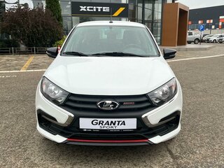 2026 Lada (ВАЗ) Granta Sport I Рестайлинг, белый, 1587000 рублей, вид 3